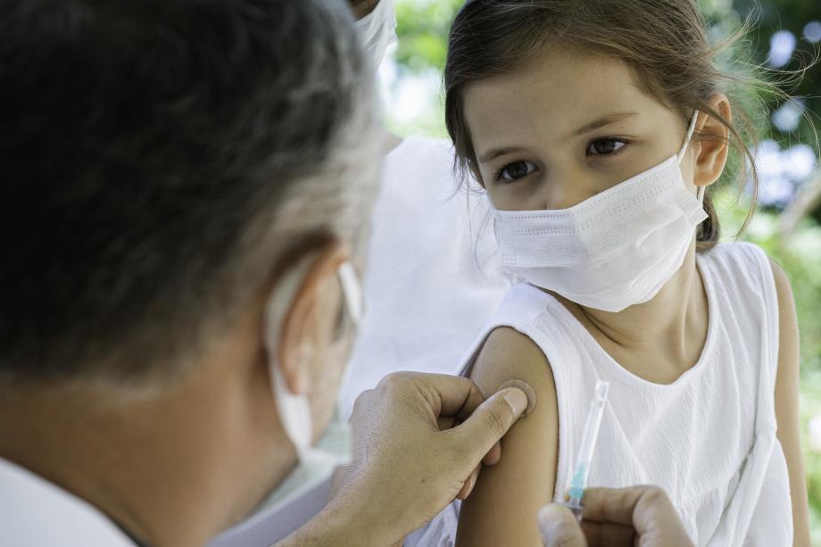 Une autre maladie évitable est la varicelle. Il est produit par le virus Varicella Zoster. En Argentine, la première dose est appliquée à 15 mois de vie et la seconde à 5 ans / Dossier
