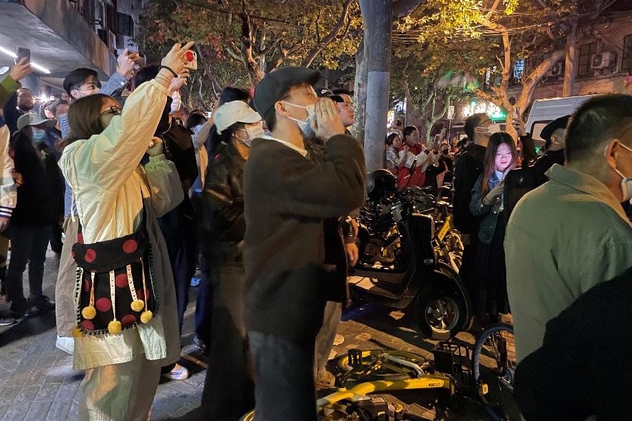 La manifestation à Shanghai (REUTERS/Casey Hall)
