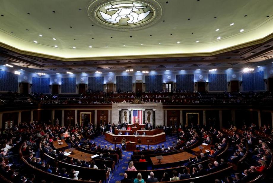 La Chambre des représentants des États-Unis a approuvé un projet de loi qui met fin à l'urgence COVID-19. (Reuters)