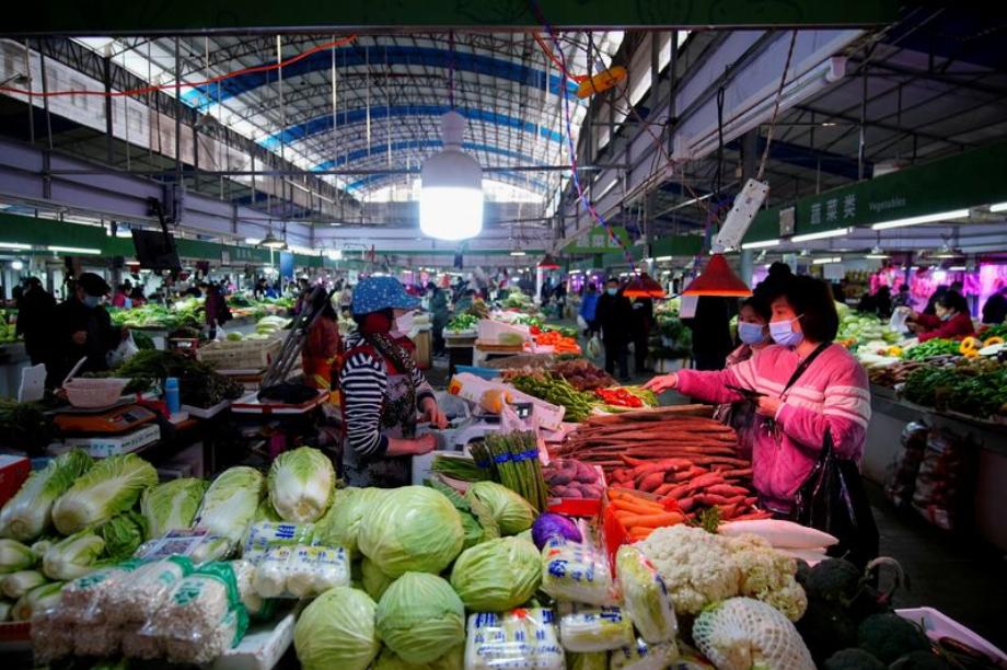 Photo d'illustration d'un marché alimentaire à Wuhan, dans la province chinoise du Hubei, le 8 février 2021. REUTERS/Aly Song