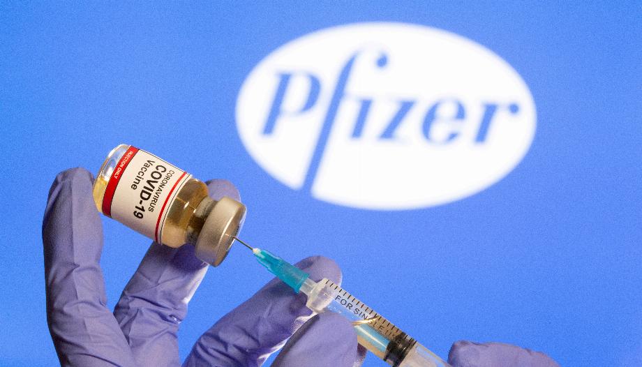 Pfizer vise à introduire 25 innovations révolutionnaires d'ici 2025 REUTERS/Dado Ruvic/File Photo/File Photo