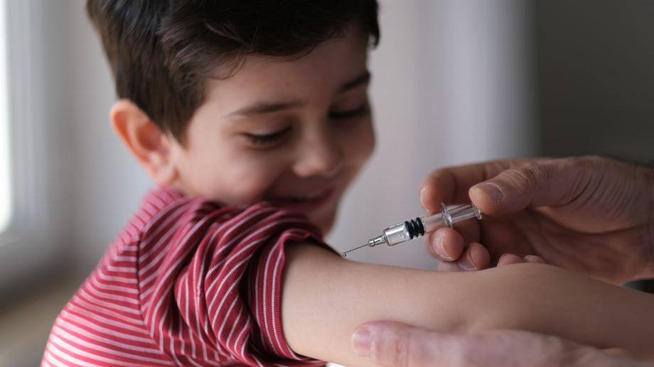 La vaccination avec une dose de rappel est aujourd'hui essentielle pour prévenir les conditions graves du COVID et ses séquelles (Getty Images)