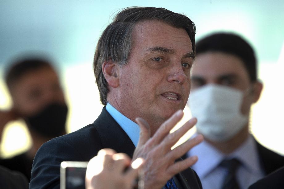 Bolsonaro défend la lutte contre les vaccins et affirme n'avoir jamais été vacciné contre le virus (EFE)