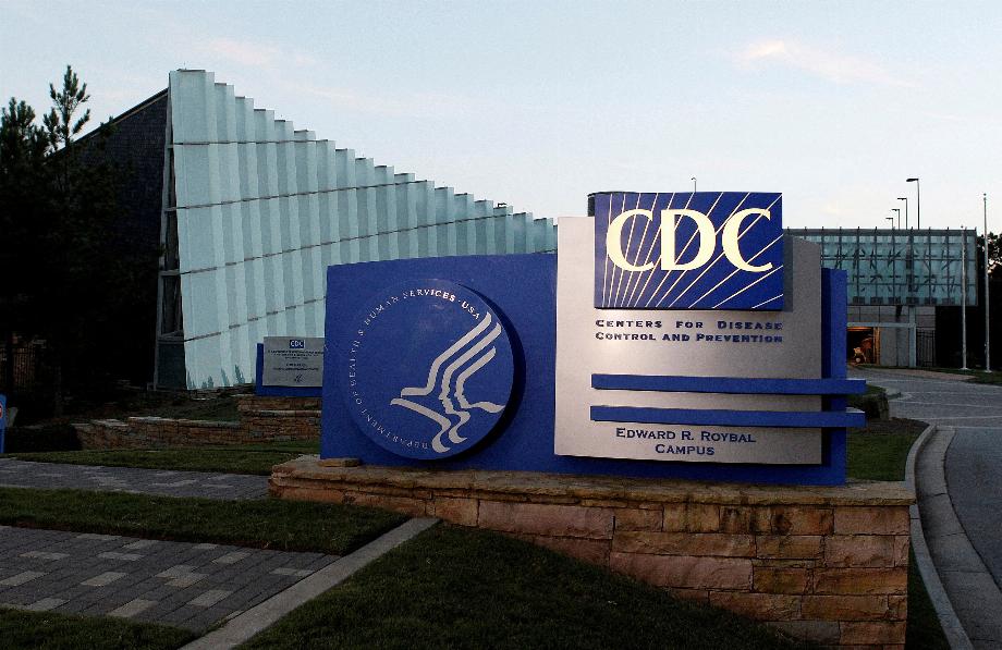 Les Centers for Disease Control and Prevention (CDC) ont annoncé qu'ils surveillaient également la sous-lignée BA.2.86, après sa détection dans un cas au Michigan / File