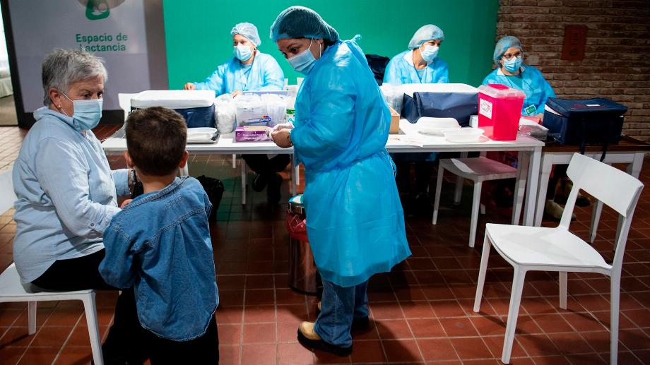 La vaccination des enfants de moins de 13 ans en Uruguay a été suspendue pendant 21 jours en raison d'une décision de justice (Municipalité de Montevideo)