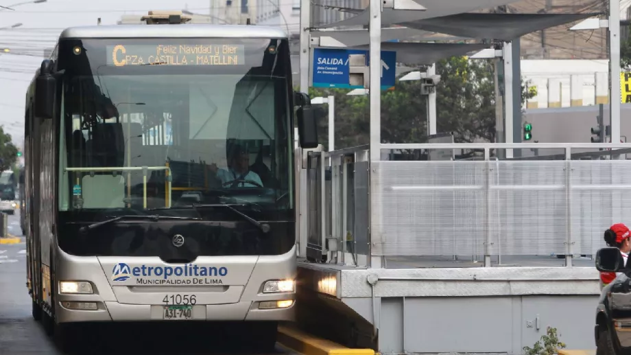 Le système de transport de Lima reçoit des critiques positives de la part d'un visiteur vénézuélien, qui coïncident avec l'opinion des utilisateurs locaux. Photo de : Andine